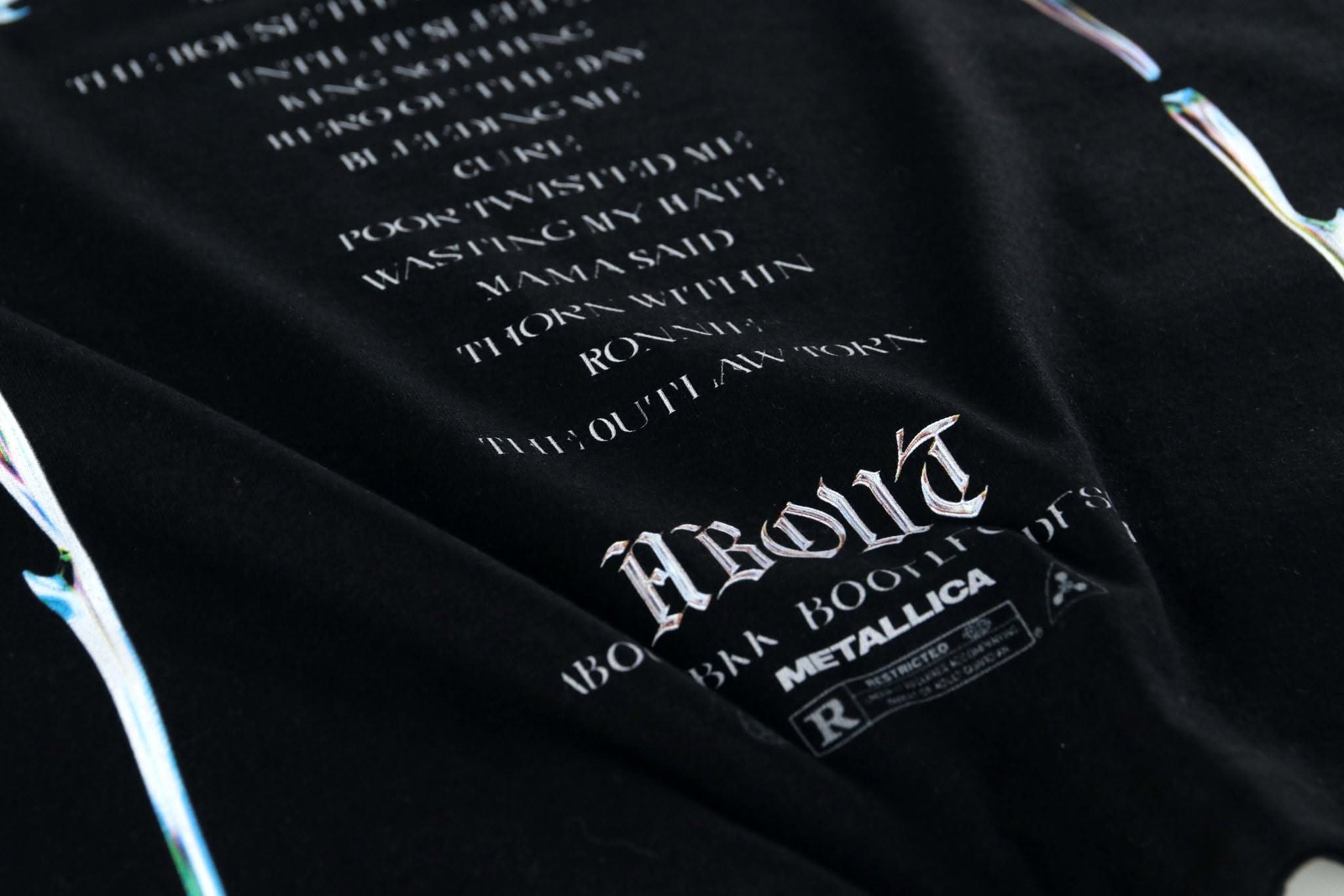 ผลงานออกแบบลายเสื้อยืดโดย Genetic Design 69